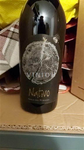 Wijnen Rouge sec Nativo (Isola dei Nuraghi igt) Murales 2020 Italië Sardinië IGT