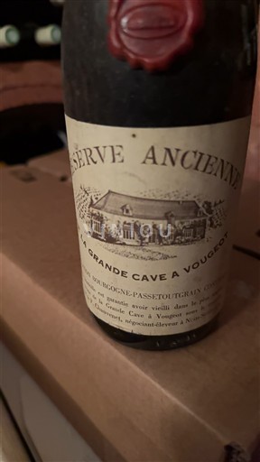 Borgogna Borgogna-passetoutgrain La Grande Cave à Vougeot Réserve Ancienne Senza annata