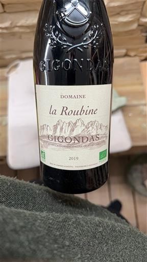 Thung lũng Rhône Gigondas Domaine La Roubine 2019