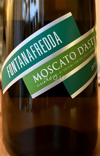 П'ємонт Москато д’Асті Fontanafredda 2024