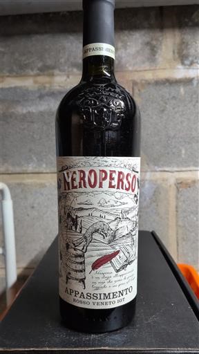 Weine Rouge sec Neroperso 2023 Italien Venetien DOC