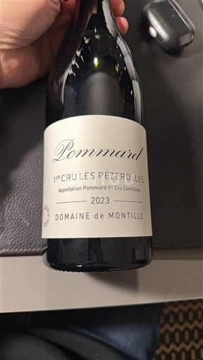 Bourgogne Pommard Premier Cru Domaine Montille 1er Cru Les Pézerolles 2023