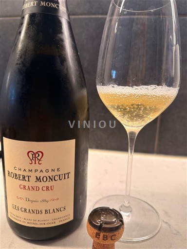 Champagne Not Specified Grand Cru Robert Moncuit Les Grands Blancs Non-Vintage