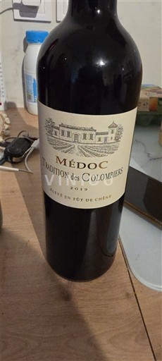 Vinos Rouge sec Tradition des Colombiers Des Colombiers 2019 Francia Burdeos Médoc AOC
