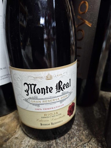 La Rioja rioja Bodegas Riojanas Monte Real Gran Reserva 2009
