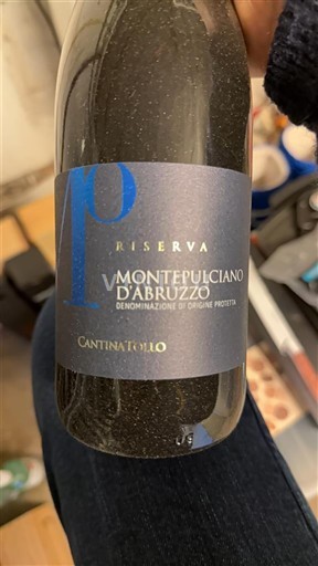 Abruzzo Montepulciano d'Abruzzo Cantina Tollo Riserva 2019