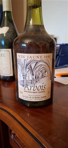 Жура Арбуа La Cave de la Reine Jeanne Vin Jaune 1991