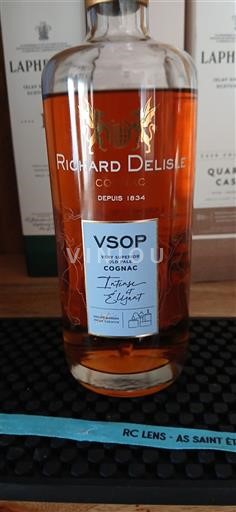 Údolí Rhôny Cornas Richard Delisle VSOP Intense Elégant Neročník