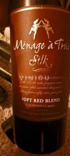 Kalifornialaiset AVA:t Määrittelemätön Ménage à Trois Silk 2021