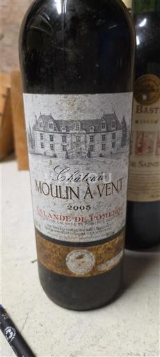 Beaujolais Moulin-à-vent Château Moulin-à-Vent La Lande de Pomieu 2005