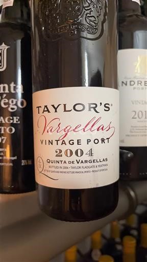 Bồ Đào Nha Porto Taylor's Vargellas Vintage Port 2004