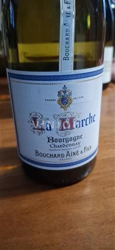 Bourgogne Bourgogne Chardonnay Bouchard Aîné & Fils La Marche 2019