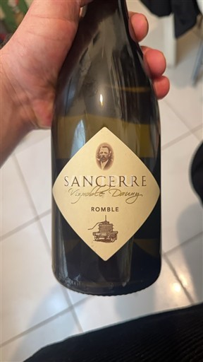 Thung lũng sông Loire Sancerre. Vignoble Dornecy Romble 2022