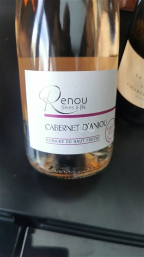 Луарська долина Каберне д'Анжу Renou frères & fils Domaine du Haut Fresne Без вінтажу