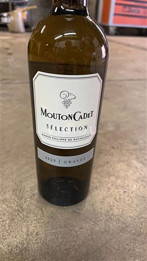 Бордо Ґрав. Mouton Cadet Sélection 2023