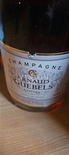 Samppanja Arnaud Guebels Ei vuosikertaa