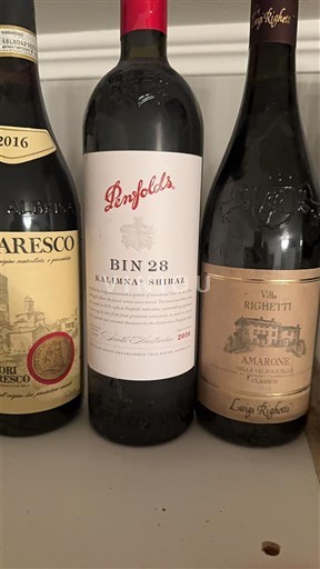 Південна Австралія Не вказано Penfolds Bin 28 Kalimna Shiraz 2016