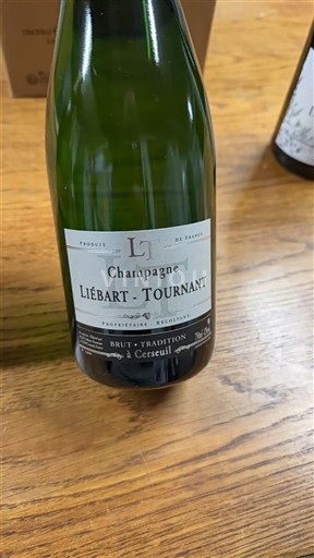 Samppanja Liébart-Tournant Brut Tradition à Cerseuil Ei vuosikertaa