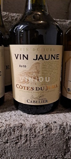 Jura Côtes-du-Jura Domaine Cabelier Vin Jaune 2016