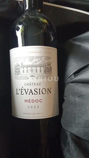 Wines Rouge sec Château L'Évasion 2023 France Bordeaux Médoc AOC