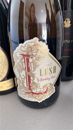 Kalifornialaiset AVA:t Määrittelemätön Lush 2022