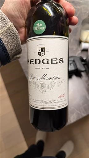 Kalifornialaiset AVA:t York Mountain Hedges Family Estate Red Mountain 2022