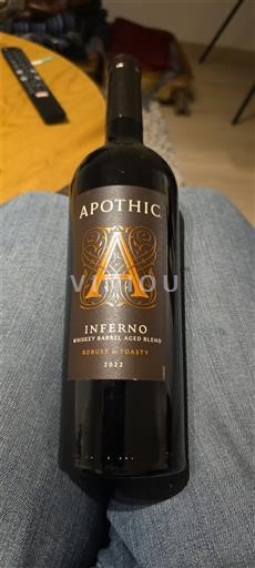 Kalifornialaiset AVA:t Määrittelemätön Apothic Inferno 2022