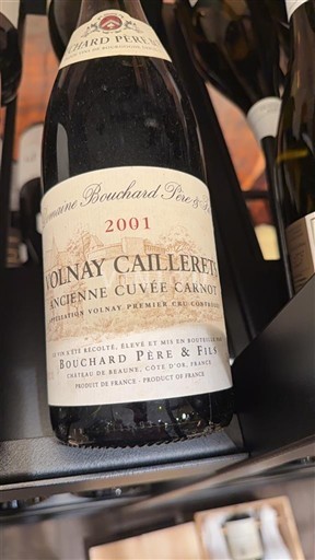 Burgundi Volnay Premier Cru Bouchard Père & Fils Volnay Caillerets Ancienne Carnot 2001