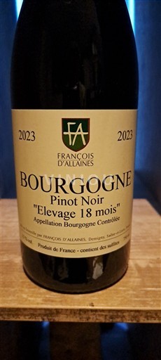 Bourgogne François d'Allaines Elevage 18 mois 2023