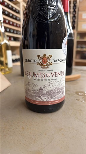 Údolí Rhôny Beaumes de Venise Les Artisans Vignerons Terroir Daronton 2023