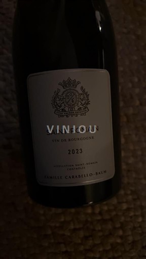 Burgundsko Saint-Romain Camille Carabello-Baum 2023