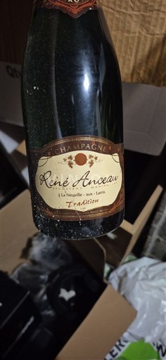 Champaña Champán René Anceau Tradition Sin añada