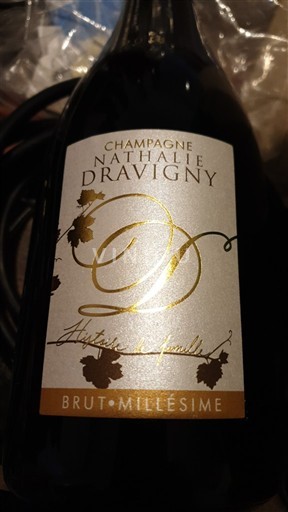 Champagne Șampanie Nathalie Dravigny Histoire de Famille Nemilésimat