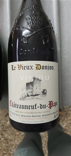 Rona dolina Châteauneuf-du-Pape Le Vieux Donjon Neleten.
