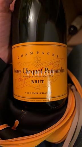 Mousserande viner Blanc brut Brut Veuve Clicquot-Ponsardin Non millésimé Frankrike Champagne AOC