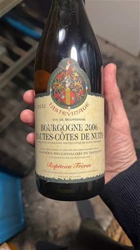Burgundia Hautes Côtes de Nuits Ropiteau Frères 2006
