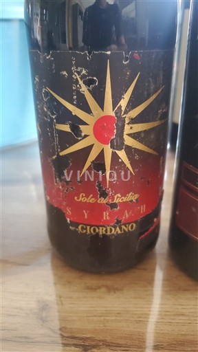 Vinuri Rouge sec Sole di Sicilia Syrah Giordano Non millésimé Italia Sicilia DOC
