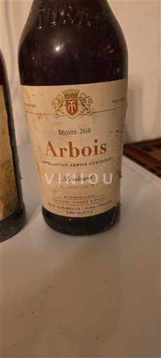 Žura Арбуа Michel Tissot et Fils 2010