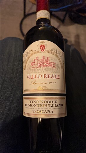 Toscana Vino Nobile di Montepulciano Vallo Reale 2021