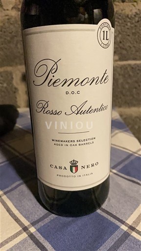 Piemonte Casa Nero Rosso Autentico Jo Viti