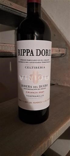 Kastilja dhe Leoni Ribera del Duero Rippa Dorii Celtiberia Crianza 2021