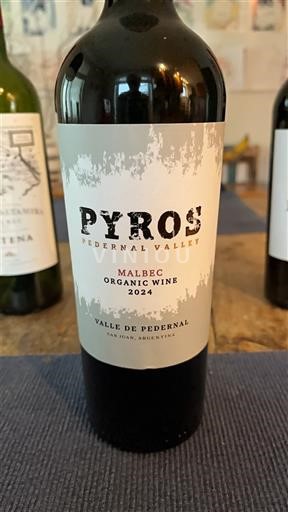 Сан Хуан Nespecificirano Pyros 2024