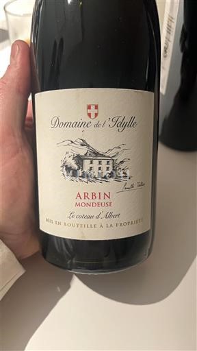 Žura Арбуа Domaine L'Idylle Le coteau d'Albert Non Millésimé