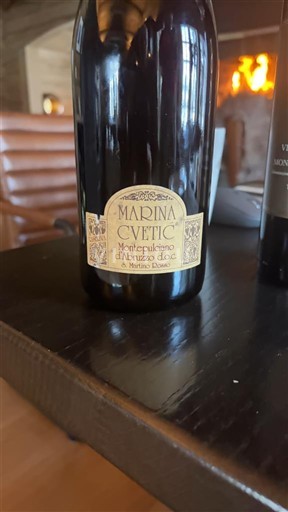 Abruco Монтепулчано д'Абруцо Marina Cvetic 2015