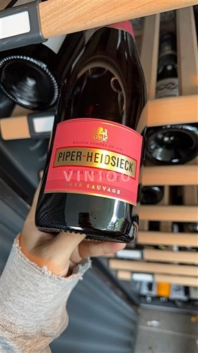 Shampanjë Piper-Heidsieck Sauvage Jo Viti