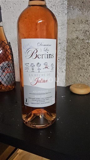 Akitenija i Šarant Atlantik Domaine Les Bertins La Récré de Julian 2020