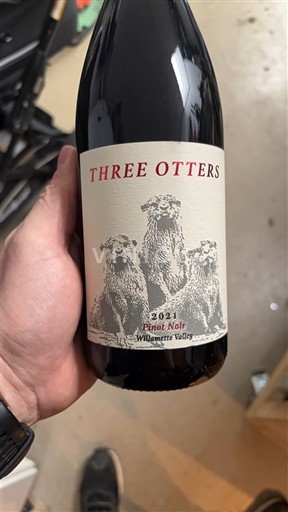 AVA Istočne obale Nespecificirano Three Otters 2021