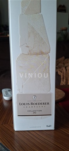 Шампања Šampanjac Louis Roederer Collection 242 2017