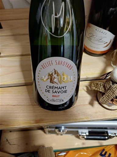 Savoie dhe Bugej Crémant-de-Savoie Cabetier Relief Savoyard Jo Viti