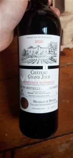 Verërat Rouge sec Château Grand Jour 2020 Francë Bordoja Bordeaux Supérieur AOC